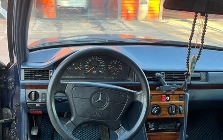 Mercedes-Benz W124, 1993 год, 380 000 рублей, 4 фотография