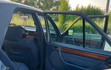 Mercedes-Benz W124, 1993 год, 380 000 рублей, 7 фотография