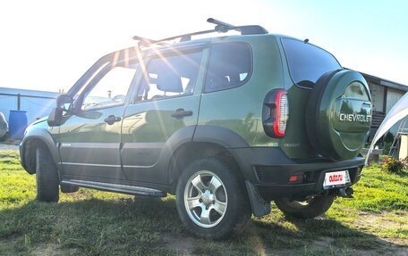 Chevrolet Niva I рестайлинг, 2014 год, 735 000 рублей, 2 фотография