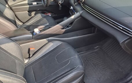 Hyundai Elantra, 2022 год, 2 290 000 рублей, 25 фотография
