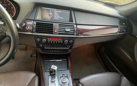 BMW X5, 2010 год, 2 350 000 рублей, 11 фотография