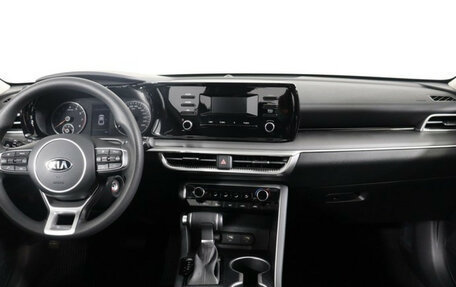 KIA K5, 2025 год, 3 360 000 рублей, 7 фотография