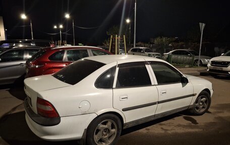 Opel Vectra B рестайлинг, 1998 год, 420 000 рублей, 3 фотография