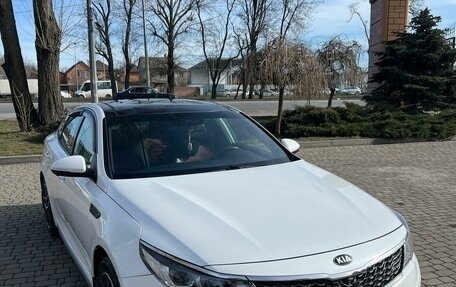 KIA Optima IV, 2018 год, 2 200 000 рублей, 3 фотография