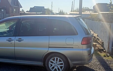 Nissan Liberty, 2001 год, 600 000 рублей, 11 фотография