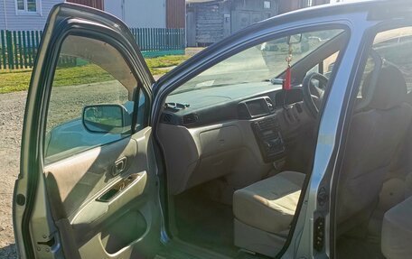 Nissan Liberty, 2001 год, 600 000 рублей, 14 фотография