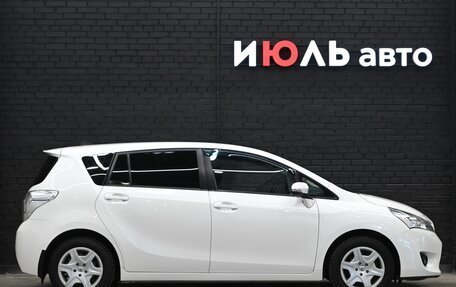 Toyota Verso I, 2013 год, 1 460 000 рублей, 8 фотография