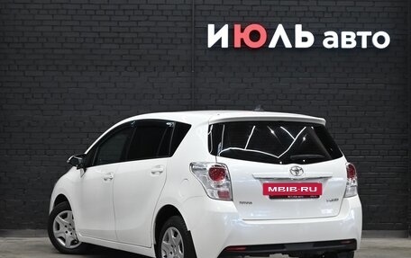 Toyota Verso I, 2013 год, 1 460 000 рублей, 4 фотография