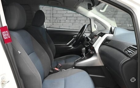 Toyota Verso I, 2013 год, 1 460 000 рублей, 9 фотография