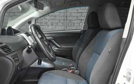 Toyota Verso I, 2013 год, 1 460 000 рублей, 18 фотография