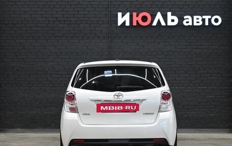 Toyota Verso I, 2013 год, 1 460 000 рублей, 5 фотография