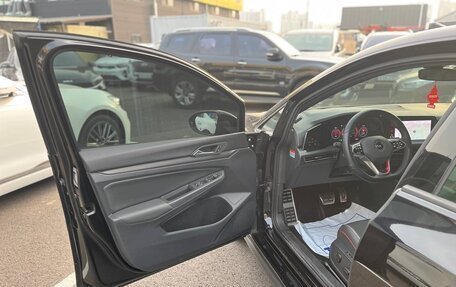 Volkswagen Golf GTI, 2022 год, 2 550 111 рублей, 6 фотография