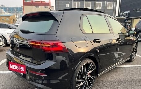 Volkswagen Golf GTI, 2022 год, 2 550 111 рублей, 3 фотография