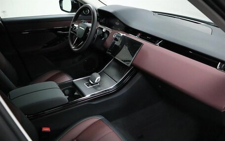 Land Rover Range Rover Evoque II, 2024 год, 6 090 000 рублей, 11 фотография