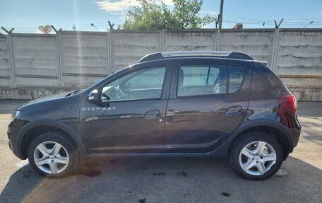 Renault Sandero II рестайлинг, 2017 год, 1 220 000 рублей, 2 фотография