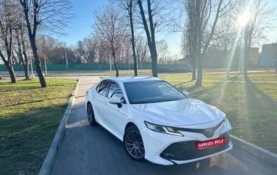 Toyota Camry, 2018 год, 2 550 000 рублей, 1 фотография