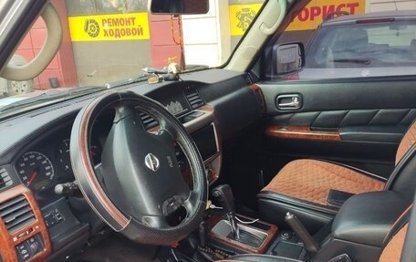 Nissan Patrol, 2005 год, 1 550 000 рублей, 7 фотография