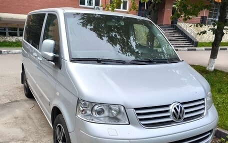 Volkswagen Multivan T5, 2006 год, 1 580 000 рублей, 2 фотография