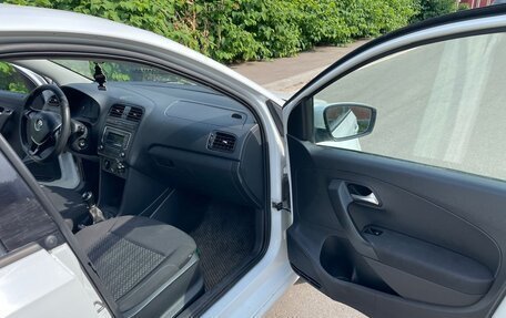 Volkswagen Polo VI (EU Market), 2017 год, 420 000 рублей, 10 фотография