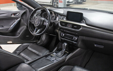 Mazda 6, 2017 год, 1 998 000 рублей, 11 фотография