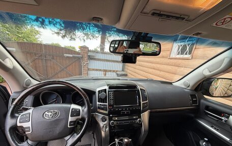Toyota Land Cruiser 200, 2014 год, 4 700 000 рублей, 4 фотография