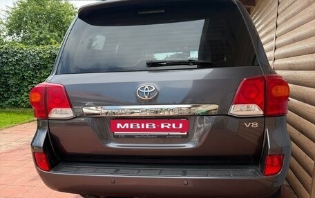 Toyota Land Cruiser 200, 2014 год, 4 700 000 рублей, 3 фотография