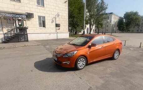 Hyundai Solaris II рестайлинг, 2015 год, 1 199 000 рублей, 3 фотография