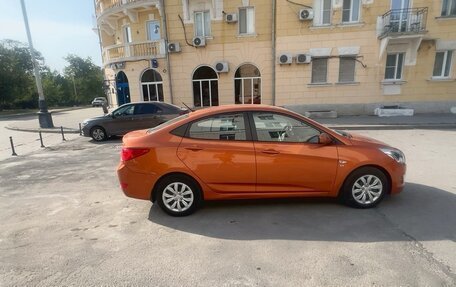 Hyundai Solaris II рестайлинг, 2015 год, 1 199 000 рублей, 8 фотография