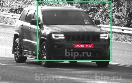 Jeep Grand Cherokee, 2021 год, 4 200 000 рублей, 8 фотография