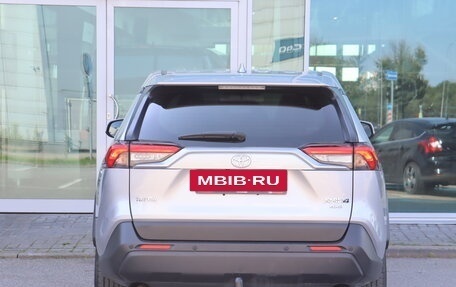 Toyota RAV4, 2022 год, 3 199 000 рублей, 7 фотография