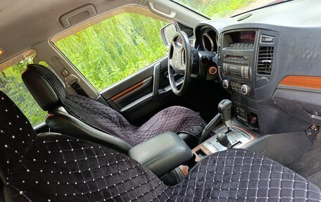 Mitsubishi Pajero IV, 2007 год, 895 000 рублей, 6 фотография