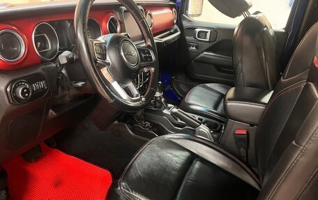 Jeep Wrangler, 2019 год, 4 380 000 рублей, 25 фотография