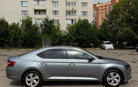 Skoda Superb III рестайлинг, 2015 год, 1 680 000 рублей, 14 фотография