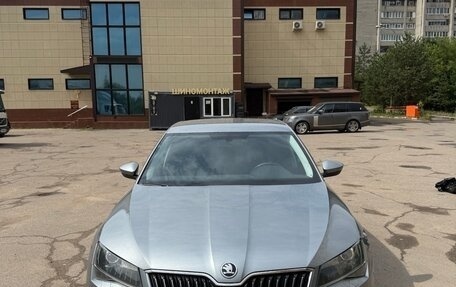 Skoda Superb III рестайлинг, 2015 год, 1 680 000 рублей, 13 фотография