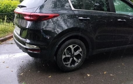 KIA Sportage IV рестайлинг, 2021 год, 2 570 000 рублей, 4 фотография