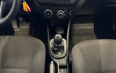 KIA Rio III рестайлинг, 2013 год, 880 000 рублей, 13 фотография