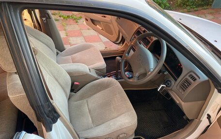 Toyota Vista, 1997 год, 520 000 рублей, 8 фотография