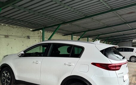 KIA Sportage IV рестайлинг, 2021 год, 2 600 000 рублей, 5 фотография