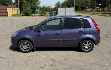 Ford Fiesta, 2006 год, 560 000 рублей, 2 фотография