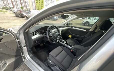 Volkswagen Passat B8 рестайлинг, 2018 год, 2 190 000 рублей, 13 фотография