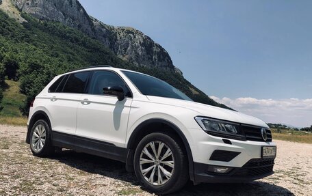 Volkswagen Tiguan II, 2020 год, 2 150 000 рублей, 11 фотография