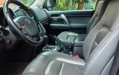 Toyota Land Cruiser 200, 2008 год, 2 800 000 рублей, 8 фотография