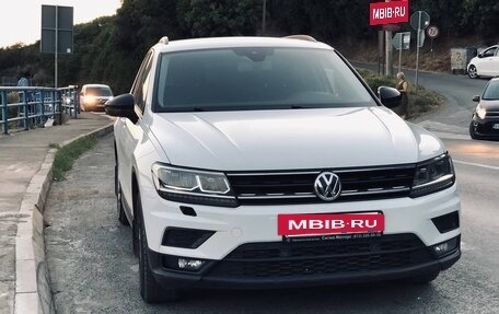Volkswagen Tiguan II, 2020 год, 2 150 000 рублей, 4 фотография