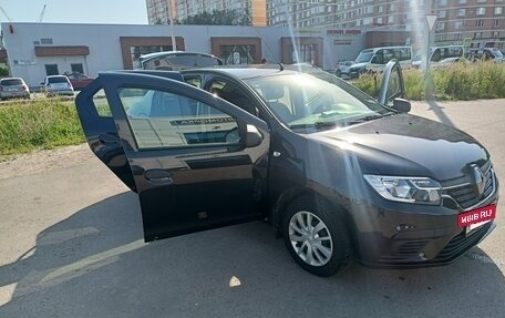 Renault Logan II, 2018 год, 850 000 рублей, 6 фотография