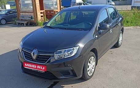 Renault Logan II, 2018 год, 850 000 рублей, 3 фотография