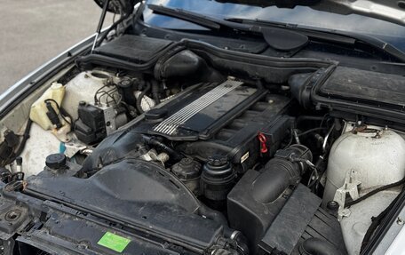 BMW 5 серия, 2002 год, 925 000 рублей, 19 фотография