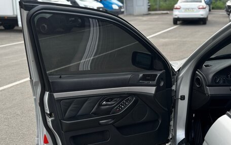 BMW 5 серия, 2002 год, 925 000 рублей, 32 фотография