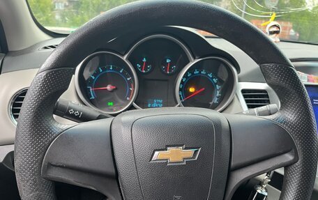 Chevrolet Cruze II, 2011 год, 800 000 рублей, 8 фотография