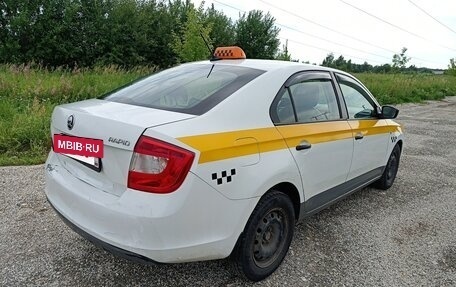 Skoda Rapid I, 2017 год, 742 000 рублей, 8 фотография