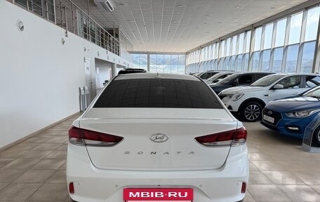 Hyundai Sonata VII, 2019 год, 2 200 000 рублей, 5 фотография